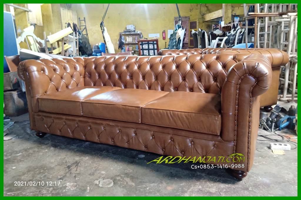 Sofa Tamu Minimalis Leather Chesterfield